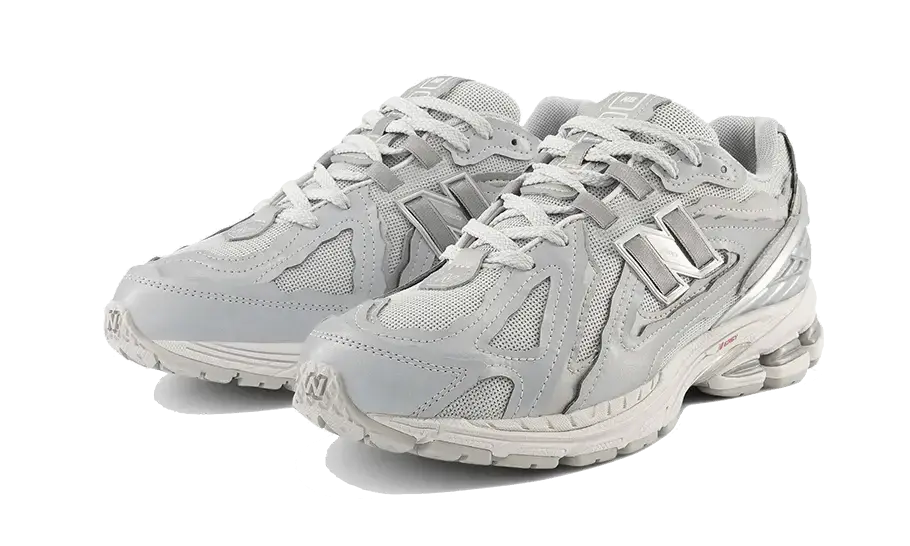 1906D Protection Pack Silver Metallic VOSneakers