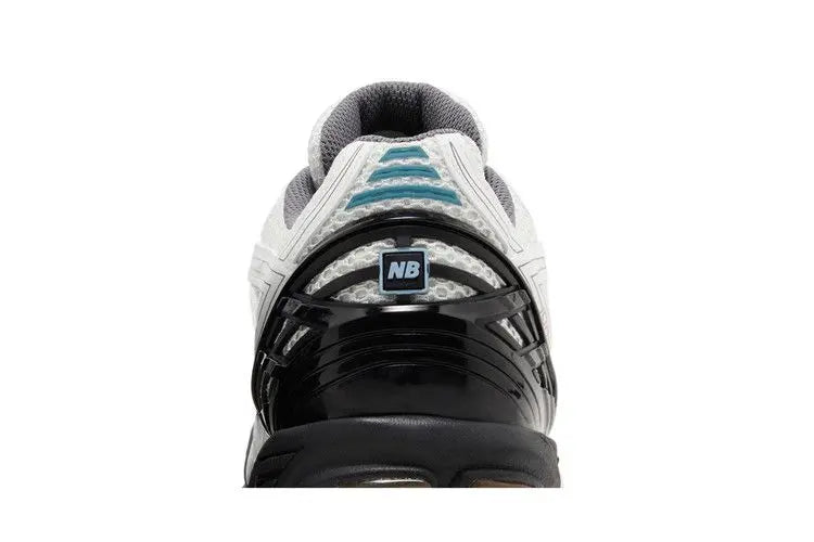 1906R Blanc Noir Cuivre VOSneakers