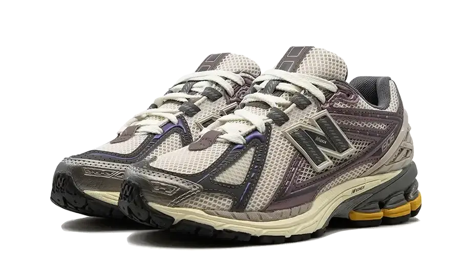 1906R Licorice VOSneakers