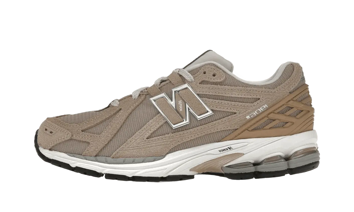 1906R Mindful Grey VOSneakers