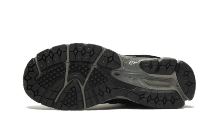 2002R Black Dark Grey White JD Sports Exclusive VOSneakers
