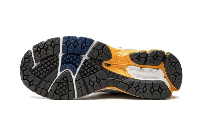 2002R Bryant Giles VOSneakers