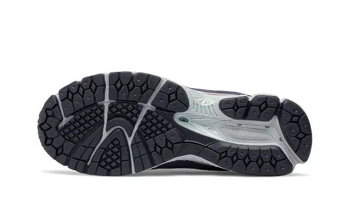 2002R Night Tide VOSneakers