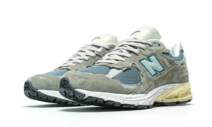 2002R Protection Pack Mirage Grey VOSneakers