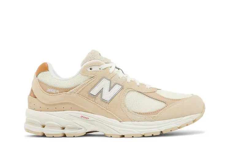2002R Sandstone VOSneakers