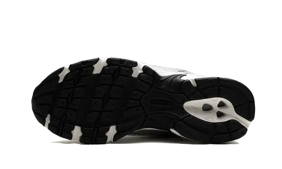 530 Grey Matter Silver Metallic VOSneakers