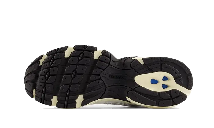 530 Silver Cream VOSneakers