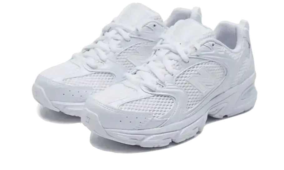 530 Triple White VOSneakers