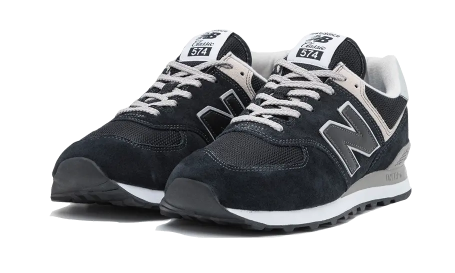 574 Black White (2022) VOSneakers