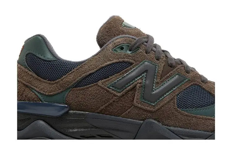 9060 Beef and Broccoli VOSneakers