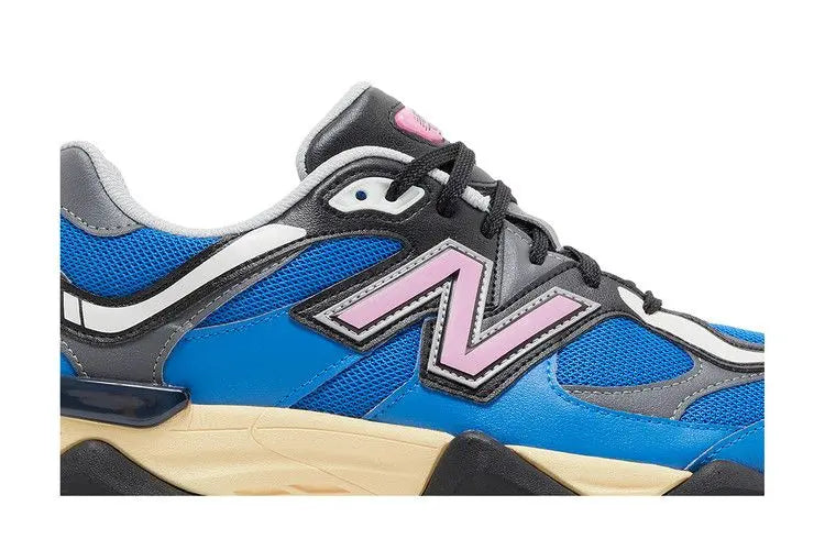 9060 Blue Oasis Real Pink VOSneakers
