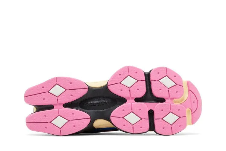 9060 Blue Oasis Real Pink VOSneakers