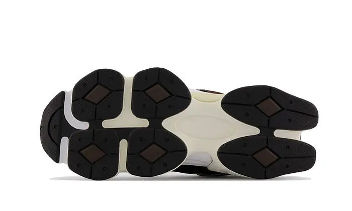 9060 Dark Brown VOSneakers