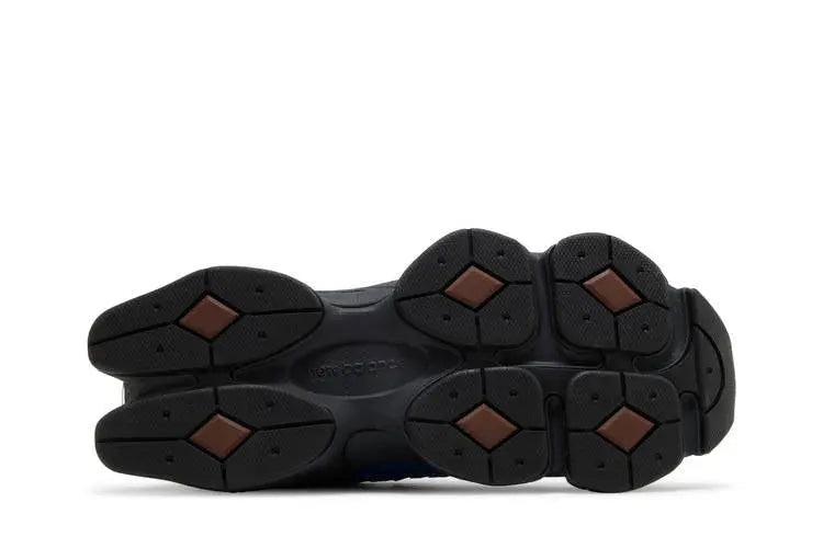9060 Dark Royal Brown VOSneakers