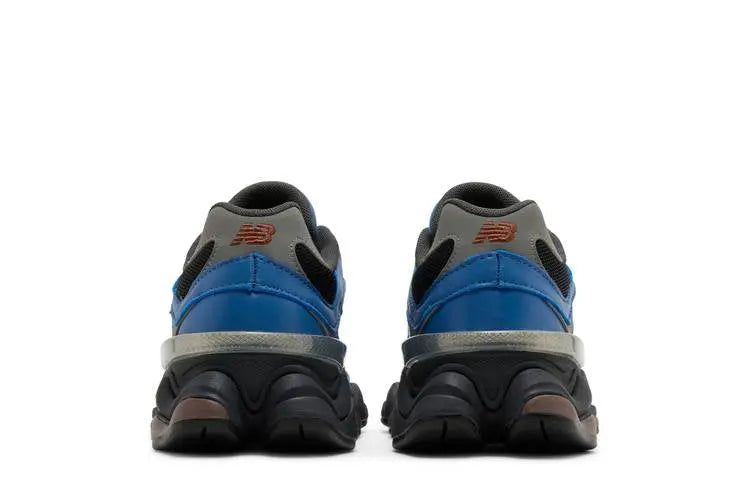 9060 Dark Royal Brown VOSneakers