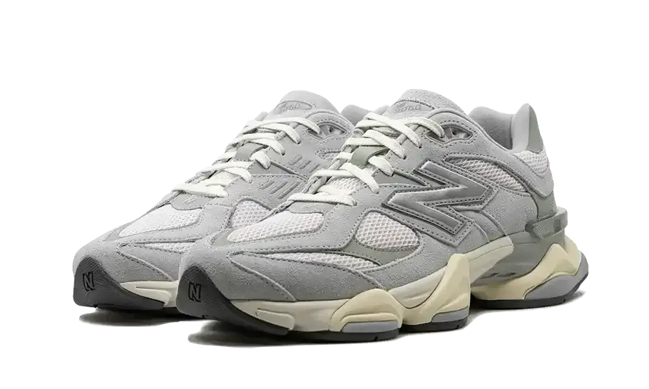 9060 Granite Pink VOSneakers