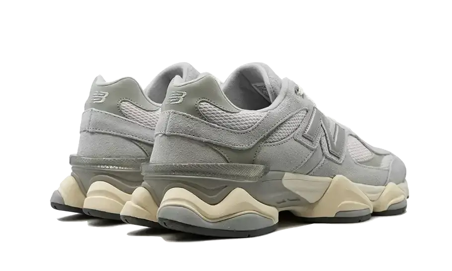 9060 Granite Pink VOSneakers
