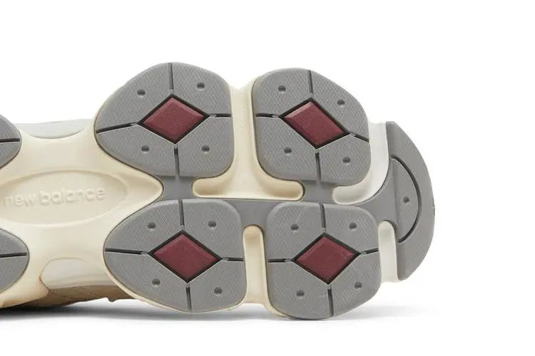 9060 Lunar New Year Timberwolf Grey VOSneakers