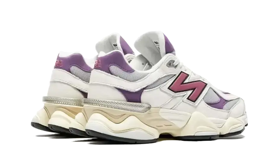 9060 Magenta VOSneakers