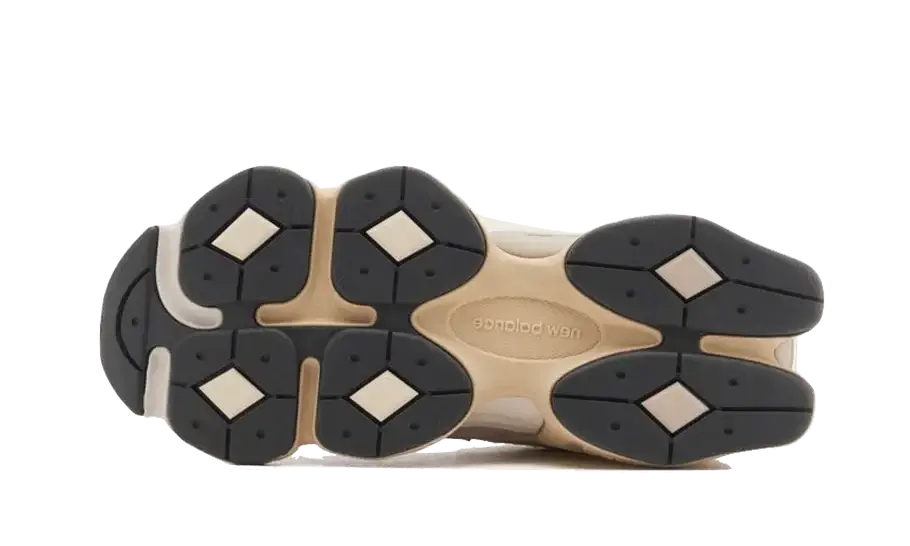 9060 Moonrock Linen VOSneakers
