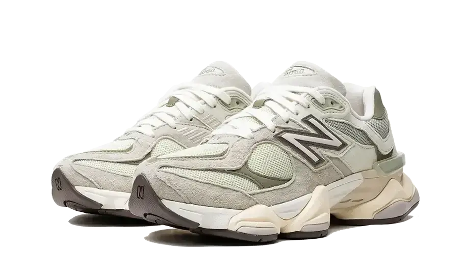 9060 Olivine VOSneakers