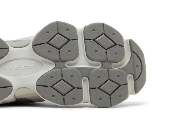 9060 Shadow Grey VOSneakers