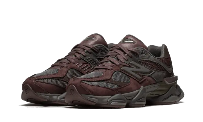 9060 Truffle Rich Earth VOSneakers