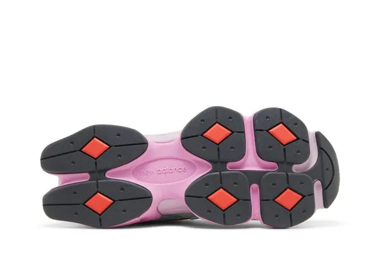9060 Warped Multi-Color VOSneakers