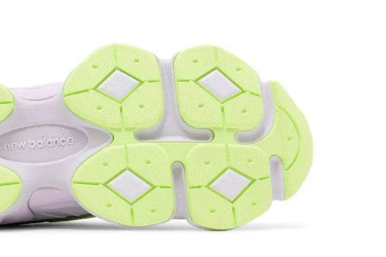 9060 White Taro VOSneakers