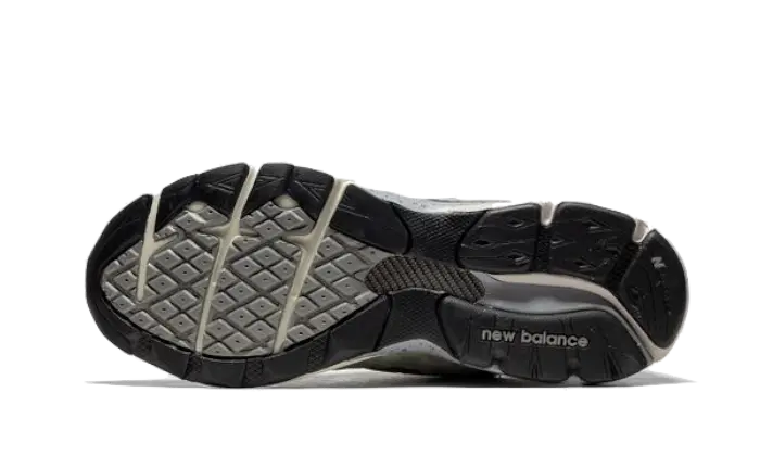 990 V3 Patta Keep Your Family Close VOSneakers