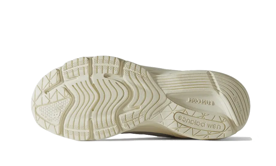 990 V6 MiUSA Ronnie Fieg Madison Square Garden Sandrift VOSneakers