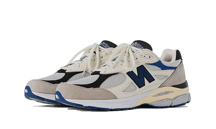 990V3 - Made In USA Cream Blue VOSneakers