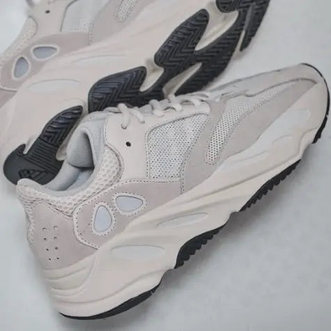 Adidas Yeezy 700 Analog Adidas