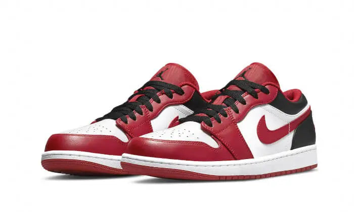 Air Jordan 1 Low Bulls VOSneakers