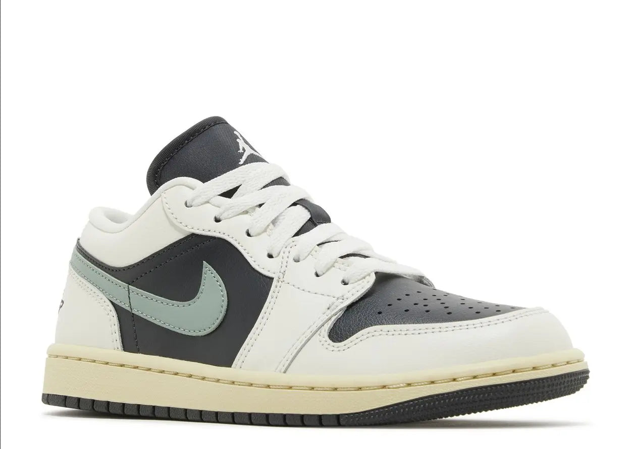 Air Jordan 1 Low Jade Smoke Air Jordan