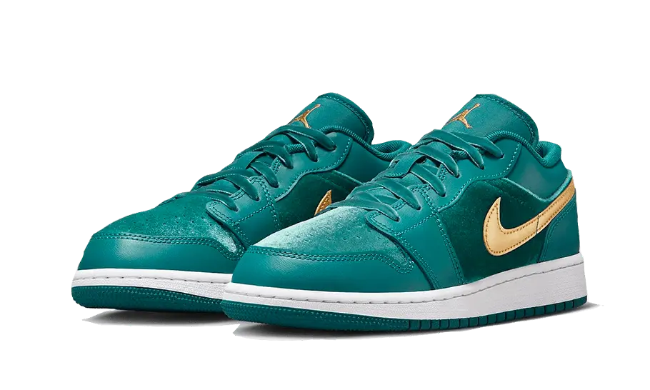 Air Jordan 1 Low Velvet Geode Teal VOSneakers