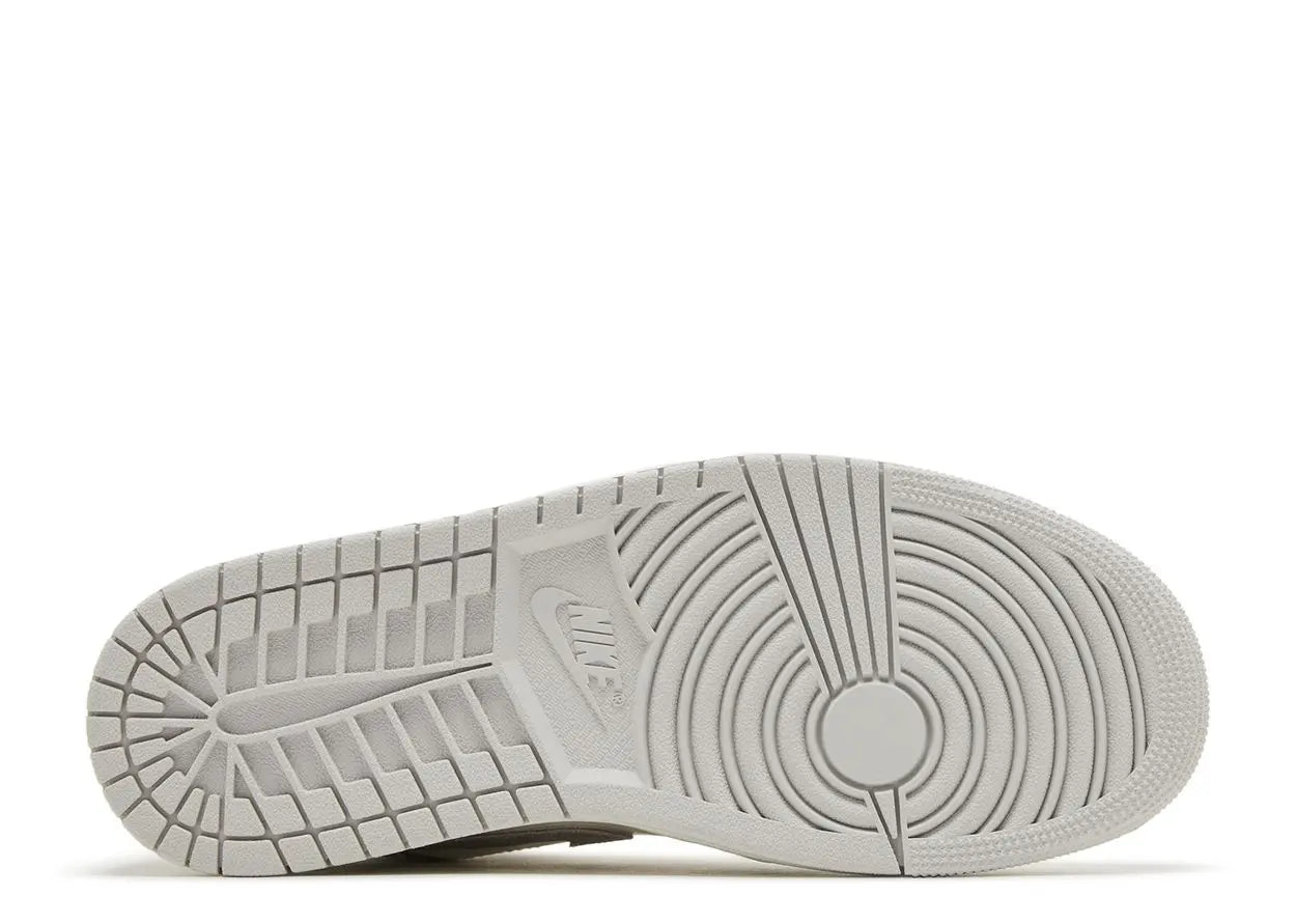 Air Jordan 1 Mid SE Neutral Grey Sail Air Jordan