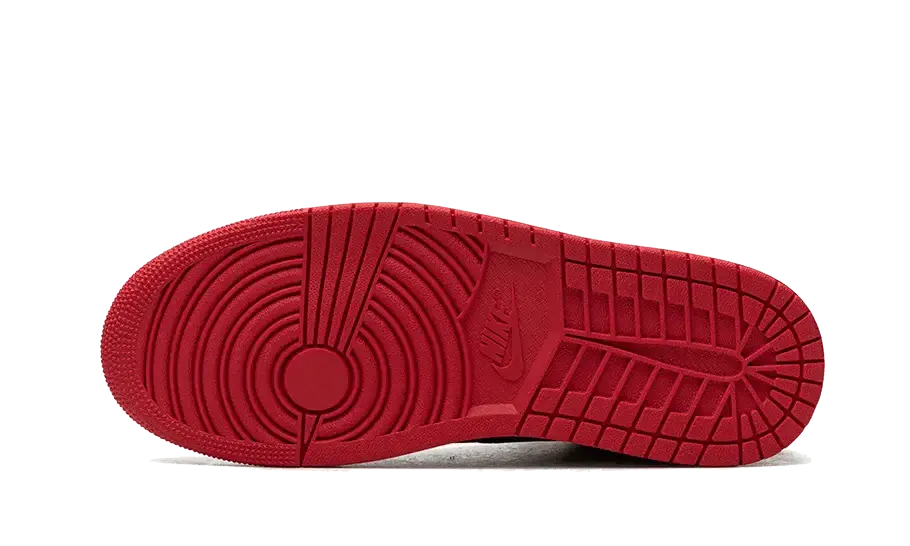 Air Jordan 1 Retro High OG Satin Bred VOSneakers