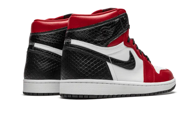 Air Jordan 1 Retro High Satin Snake Chicago Air Jordan