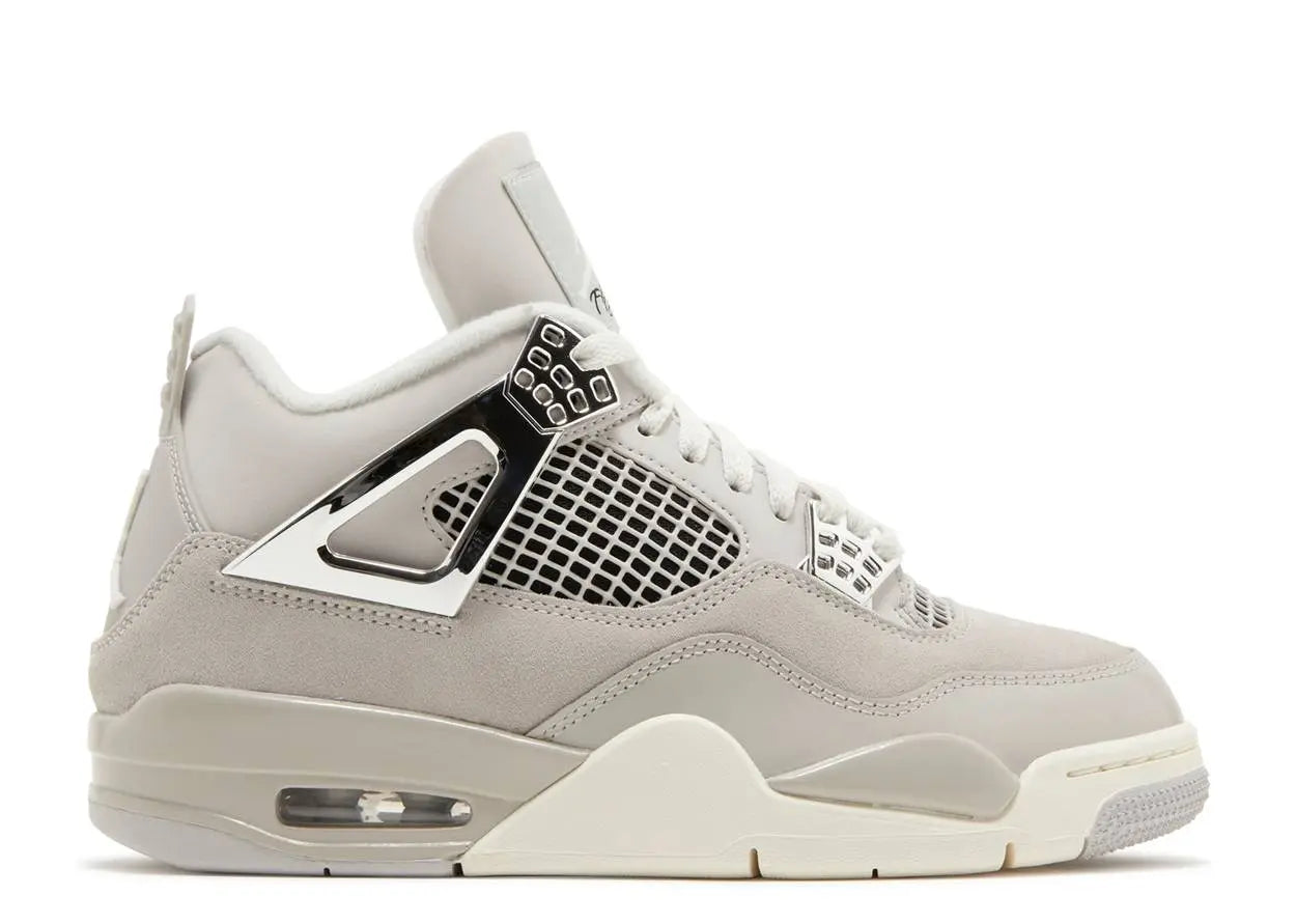 Air Jordan 4 Retro Frozen Moments Air Jordan