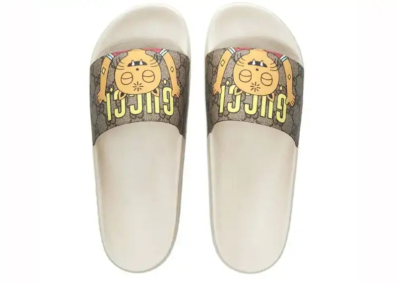 Gucci x Pablo Delcielo Cat GG Supreme Slide Beige - VOSneakers