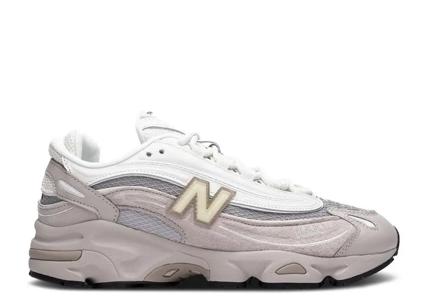 New Balance 1000 Grey Cream New Balance