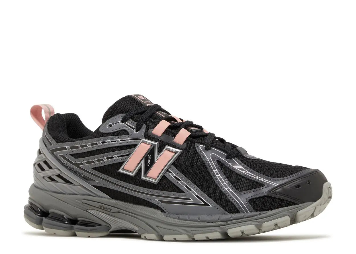 New Balance 1906R Black Pink Moon New Balance
