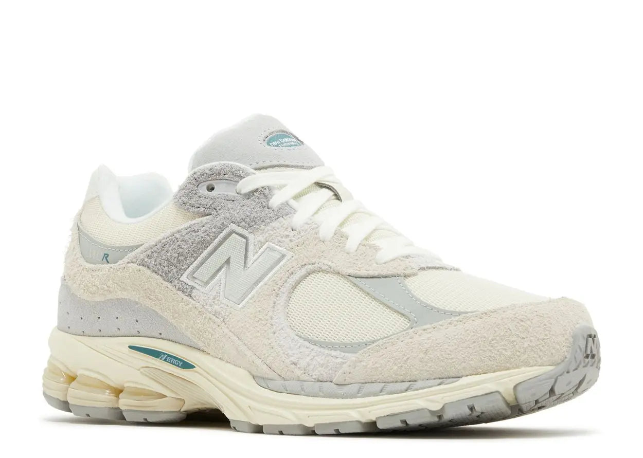 New Balance 2002R Linen New Balance