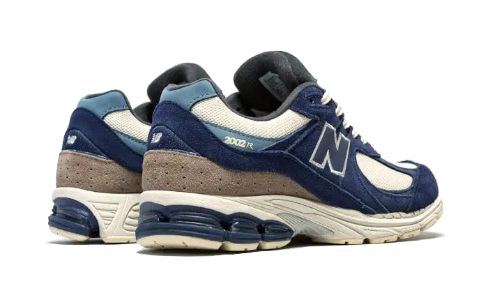 New Balance 2002R Navy Cream New Balance