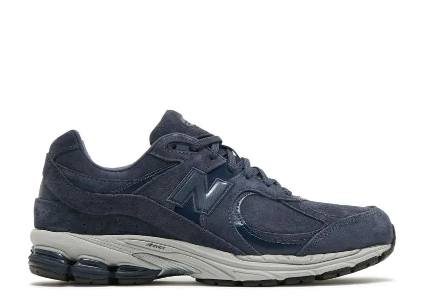 New Balance 2002R Navy Silver Metallic New Balance