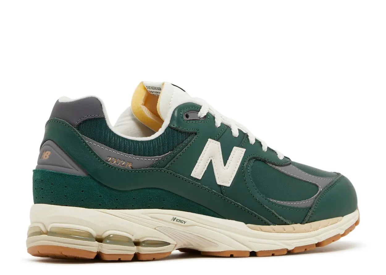 New Balance 2002R Nightwatch Green Vintage Leather New Balance