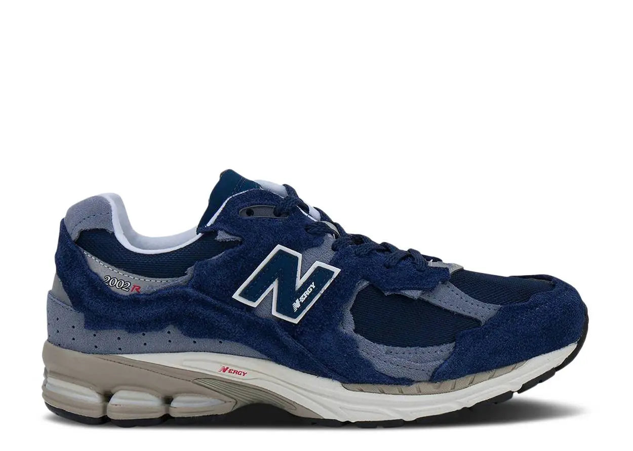New Balance 2002R Protection Pack Navy New Balance