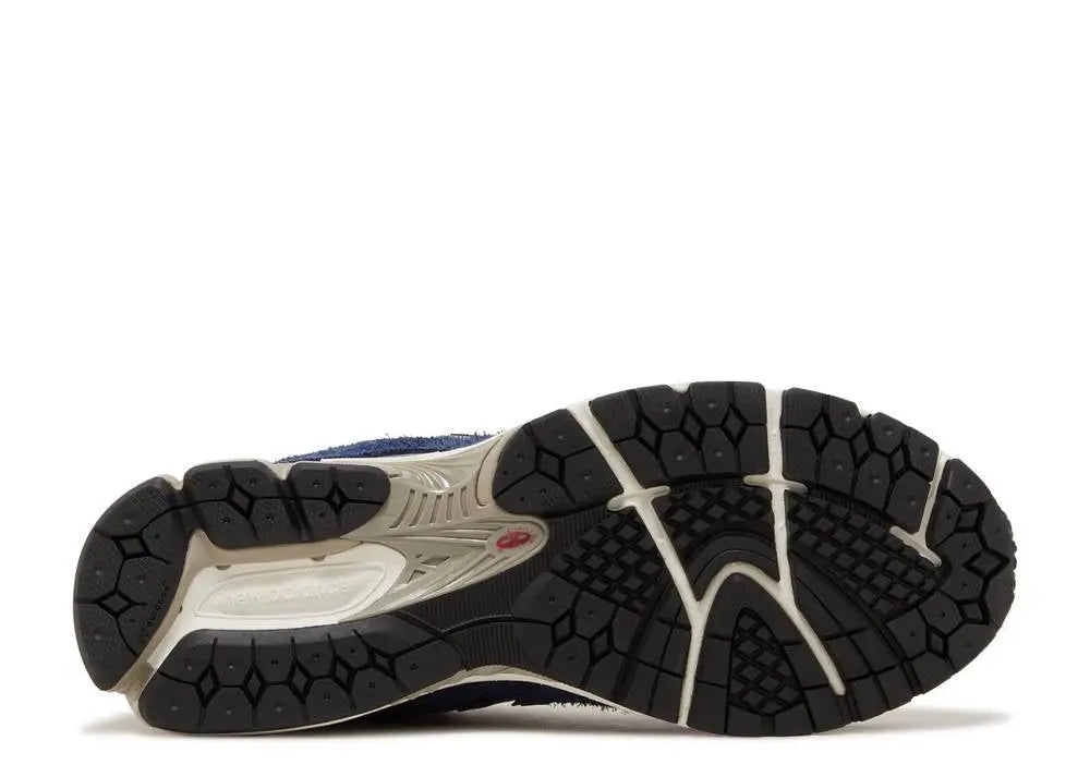 New Balance 2002R Protection Pack Navy New Balance