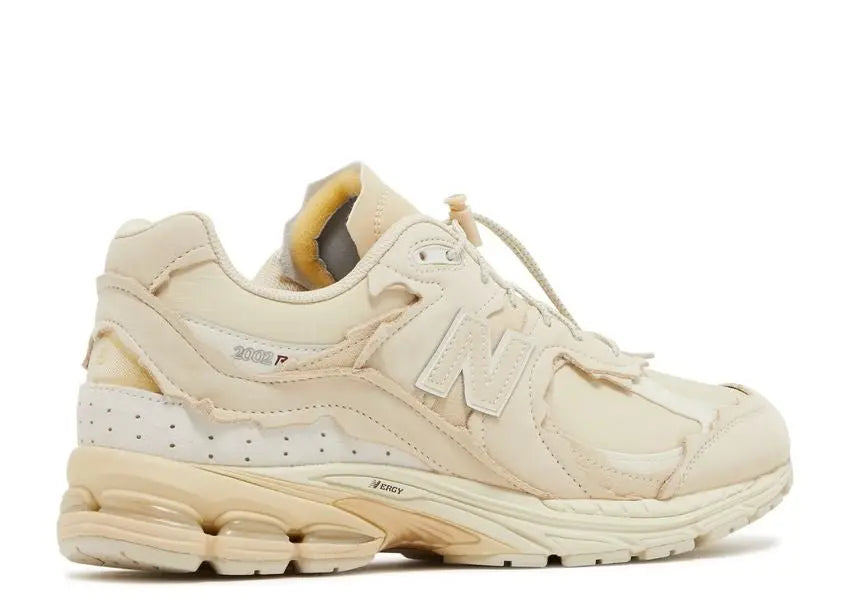 New Balance 2002R Protection Pack Sandstone New Balance